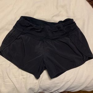 Black lululemon short